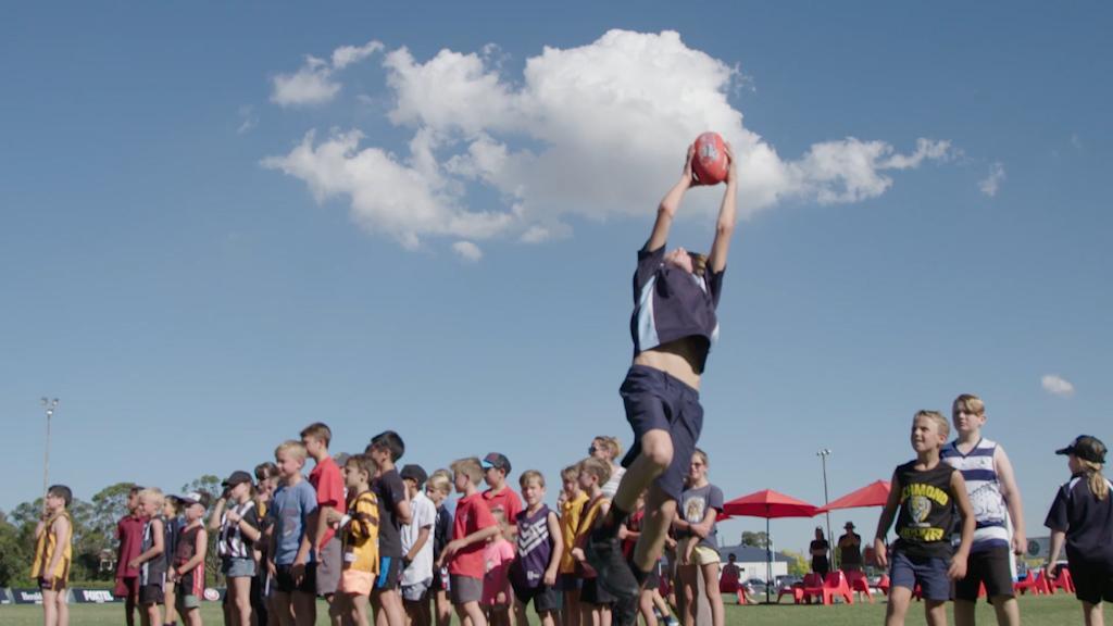 Traralgon embraces the Herald Sun Foxtel Full-On Footy Tour