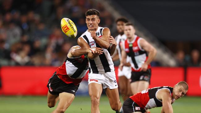 MELBOURNE . 15/04/2023. AFL . Round 5. Gather Round. Collingwood vs St Kilda at the Adelaide Oval. Nick Daicos of the Magpies during the 4th qtr. . Pic: Michael Klein