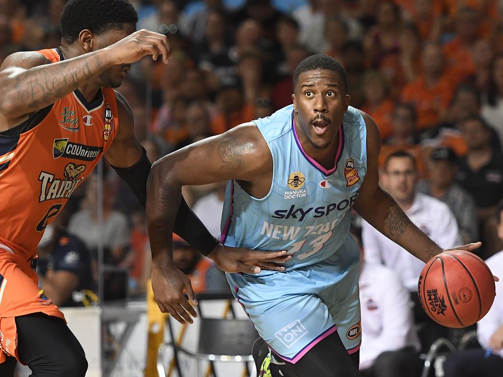 Lamar Patterson had his best outing for the Breakers in their win against Cairns. (Photo by Ian Hitchcock/Getty Images)