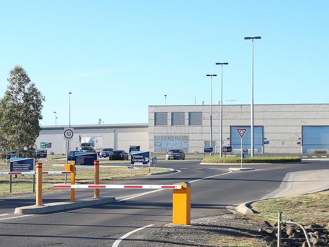 The Melbourne Metropolitan Remand Centre in Ravenhall , is in lock down as a prisoner has climbed a light pole inside the grounds and refuses to come down.Picture:Ian Currie