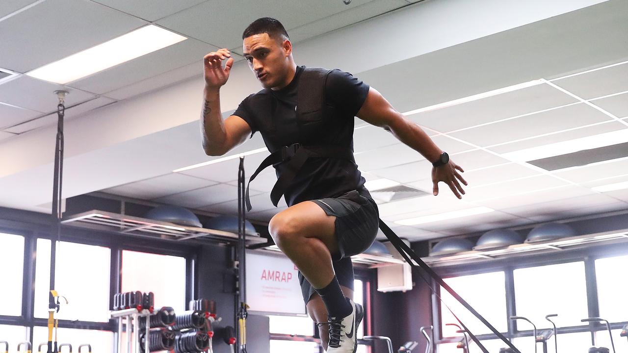 Valentine Holmes to compete for spot in NFL’s International Player Pathway Program.