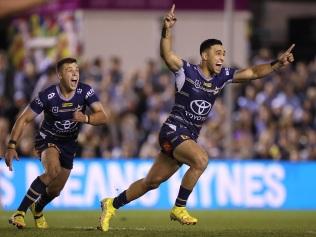 Valentine Holmes seals an absolute thriller. Photo by Mark Kolbe/Getty Images