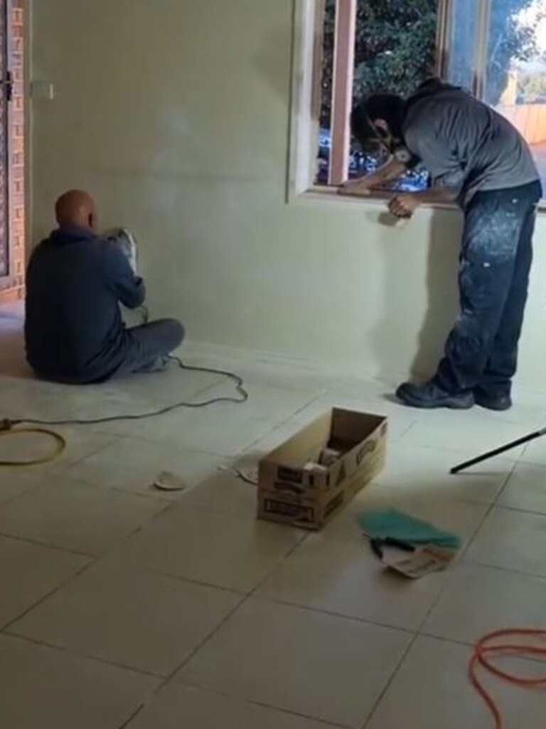 Her dad and bother have been helping her renovate the home. Picture: TikTok/sunshinepuffle