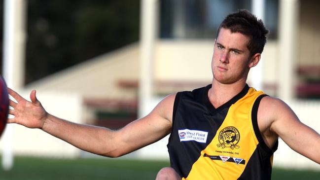 Jeremy Howe played junior footy for Tasmanian club Dodges Ferry.