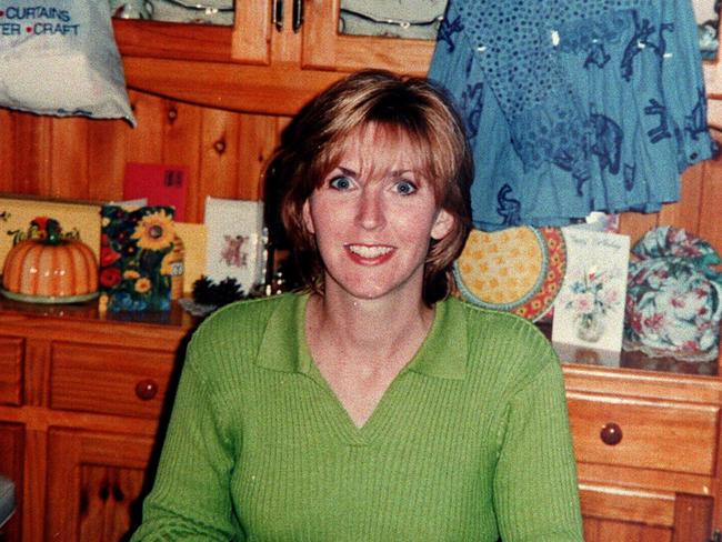 Mother of three Jane Thurgood-Dove was shot to death in the driveway of her family home in Melbourne in 1997.