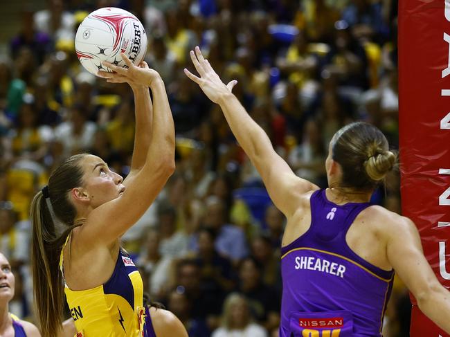 SUNSHINE COAST, AUSTRALIA - APRIL 26: Cara Koenen of the Lightning in action during the round three Super Netball match between Sunshine Coast Lightning and Queensland Firebirds at UniSC Arena, on April 26, 2025, in Sunshine Coast, Australia. (Photo by Russell Freeman/Getty Images)