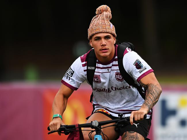 Walsh and the Maroons might need their bikes to get to the ground. (Photo by Albert Perez/Getty Images)