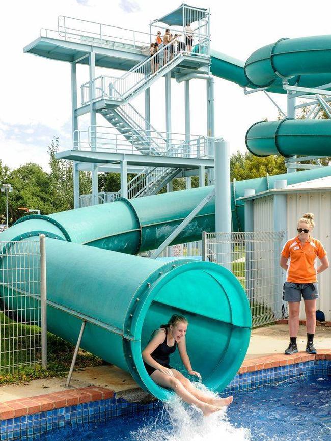 The Hoobie Toobie slide is now at Bendigo's Faith Leech Aquatic Centre. Picture: Facebook/ Faith Leech Aquatic Centre