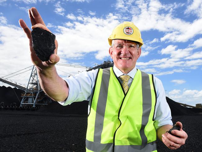 Coal at the Port of Brisbane.  QRC chief Ian Macfarlane and Resources minister Matt Canavan at Port of Brisbane. Monday November 19, 2018. (AAP image, John Gass)