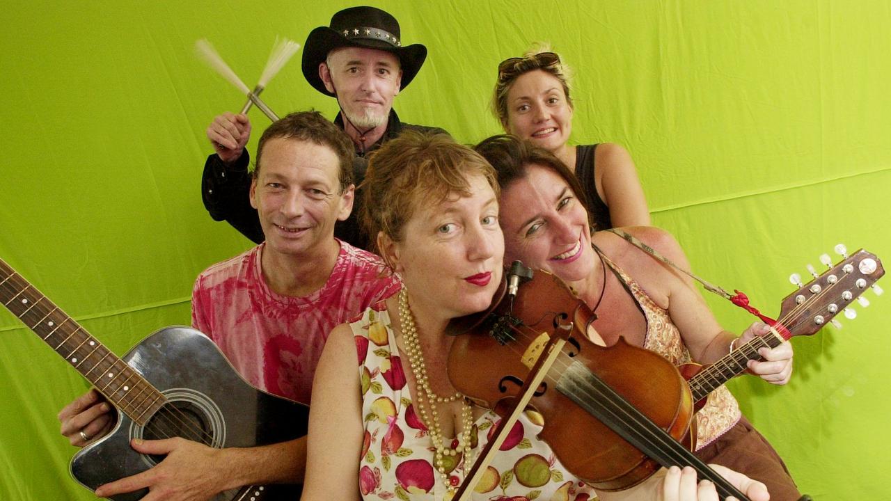 Local musicians banded together for the Tsunami Appeal at the Railway Club : Steve Holliday and Emma Pantazis ( back ) , Kane Stewart, Mary Lynne Griffith and Gail Evans. Picture: Susan Brown