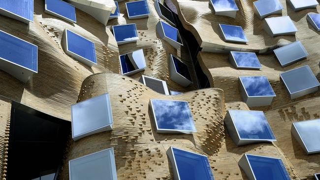 Frank Gehry's paper bag – a new architectural icon for Australia?