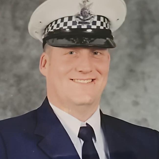 Steve Johnson, a senior constable at Riddells Creek, died on Monday at the Royal Melbourne Hospital after a short battle with stage four bowel cancer.