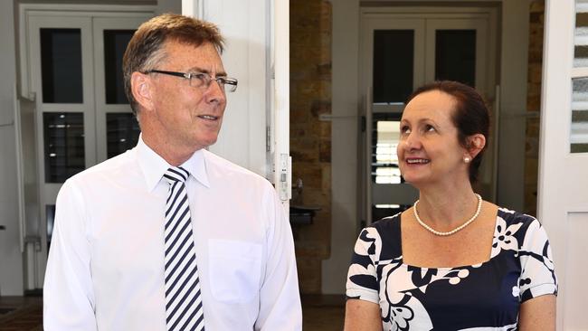 The CLP needs to get Terry Mills and Robyn Lambley back into the fold if they want to win the next Territory election, MATT CUNNINGHAM writes 