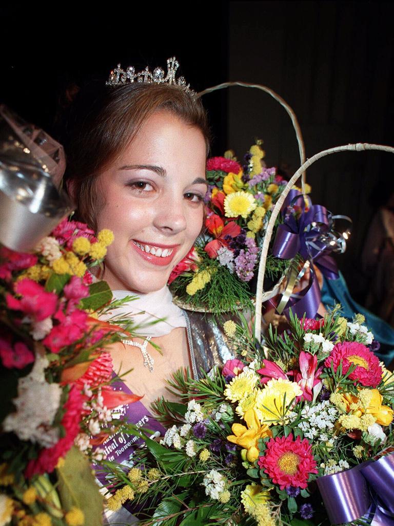 Socials - Jodie Canning (carnival princess) at Toowoomba Carnival of Flowers 21 Sept 1997 beauty contests Aust fairs festivals blooms headshot