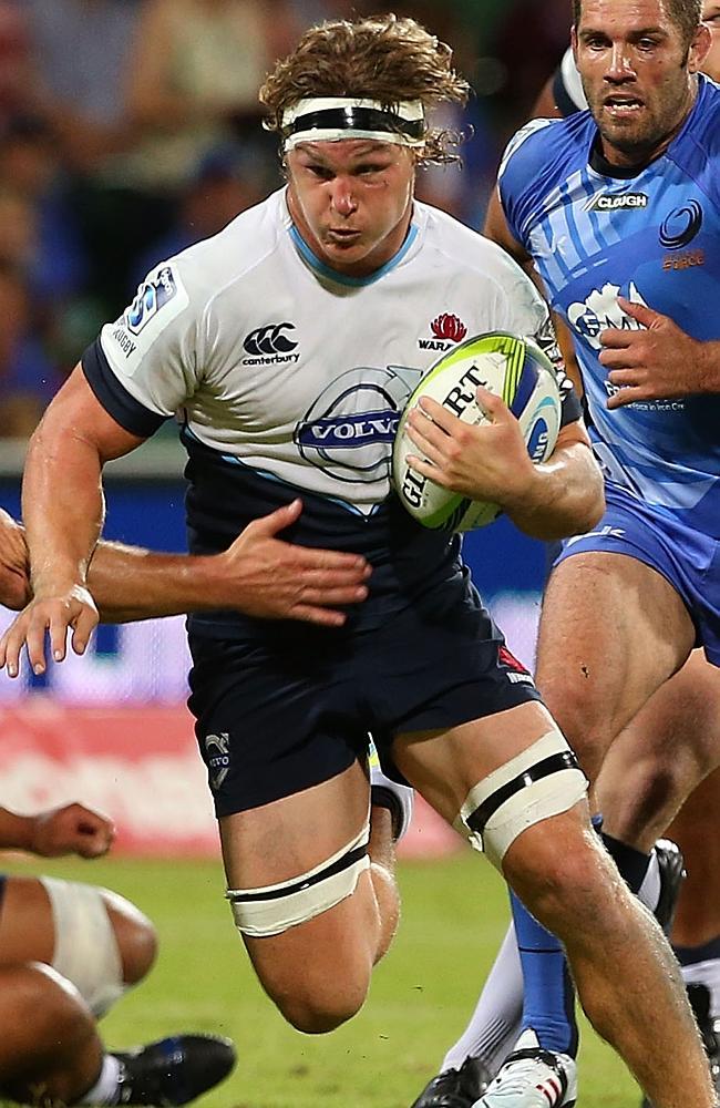 Waratahs flanker Michael Hooper makes a break against the Force. Picture: Getty Images 