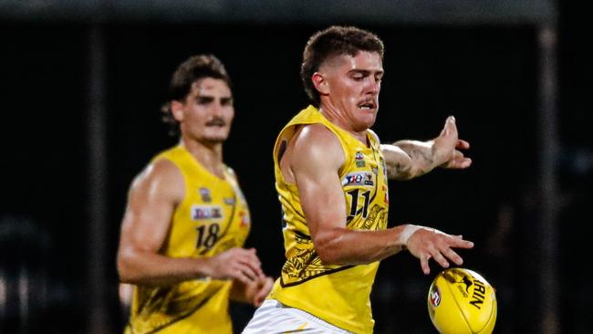 Sean Hunter playing for the Nightcliff Tigers in the 2024-25 NTFL season. Picture: Celina Whan / AFLNT Media