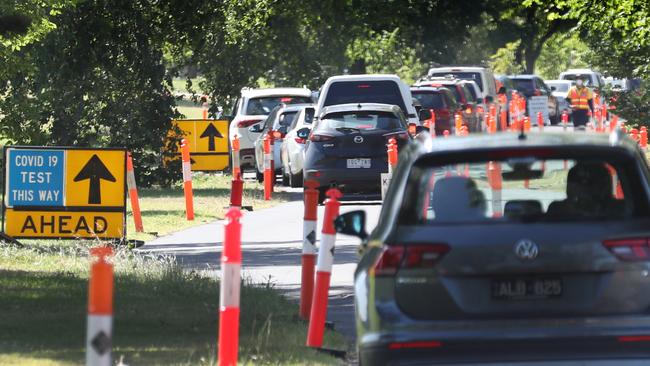 Covid testing queues at Albert Park on Monday. Picture: David Crosling