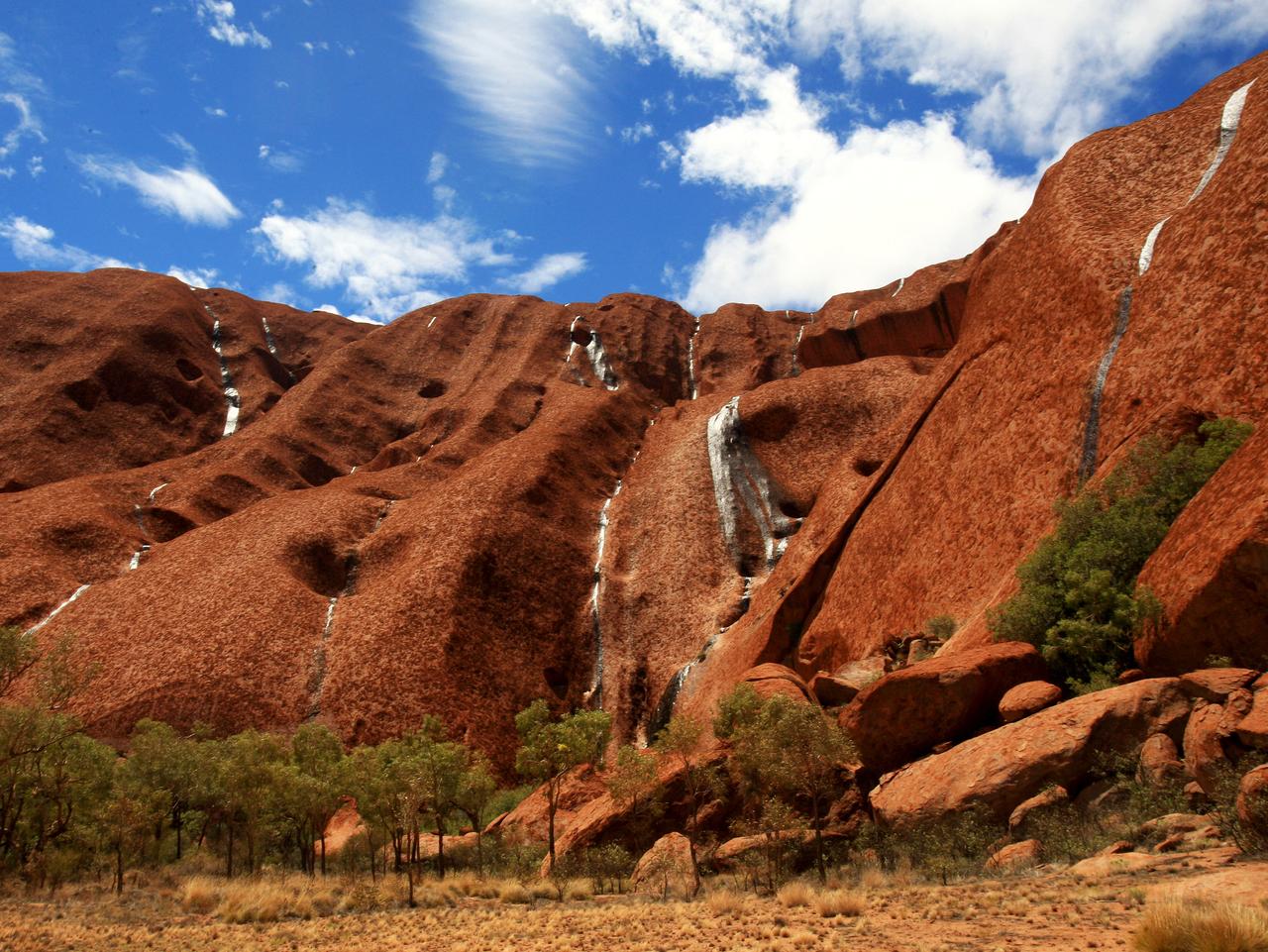 Uluru Sunrise And Base Walk Tour With t Kings From Ayers Rock Resort Escape Com Au