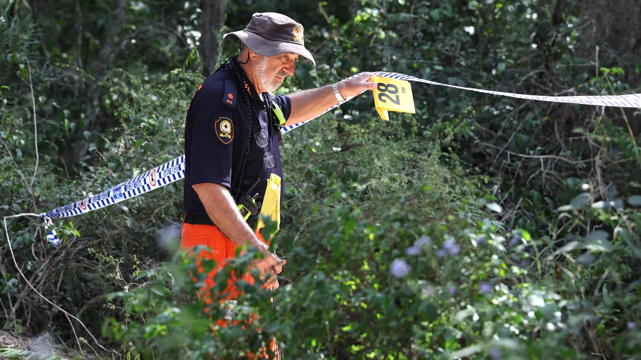 A member of the SES searched Good Night Scrub National Park. Picture: Adam Head