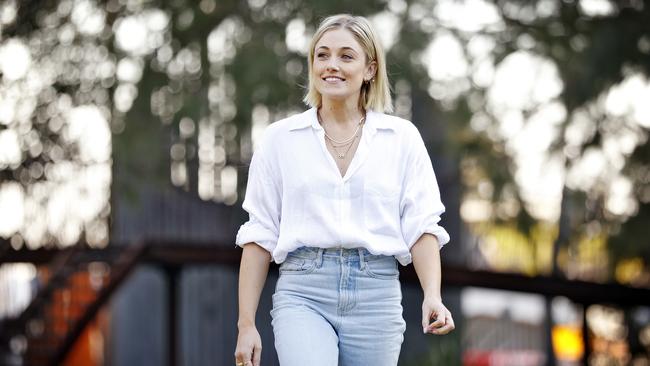 Jessica Redmayne, 31, avoided travelling to Europe to work for nearly a decade so she could stay close to her mum. Picture: Sam Ruttyn/The Daily Telegraph.