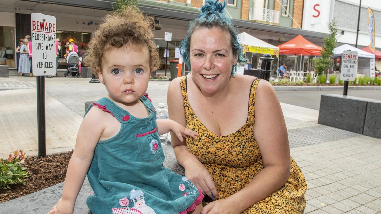 (from left) Tabitha Kupper with her mother Annabelle Kupper. Russell Street Refresh block party. Saturday, November 20, 2021. Picture: Nev Madsen.