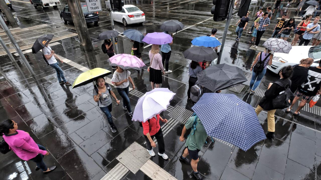 Melbourne weather Rain on the cards for city, suburbs — Australia’s leading news site