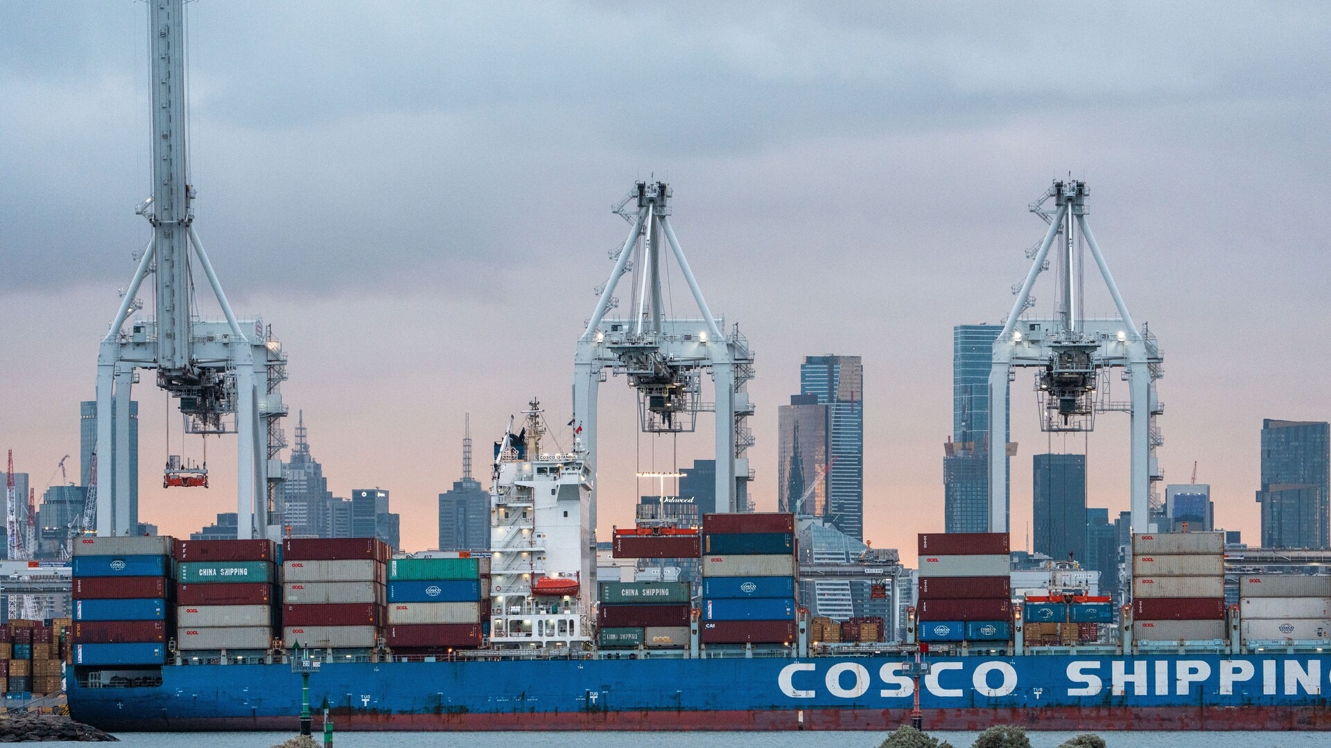 ‘Prosperity’ between Australia and US dependent on ‘free and fair’ trade