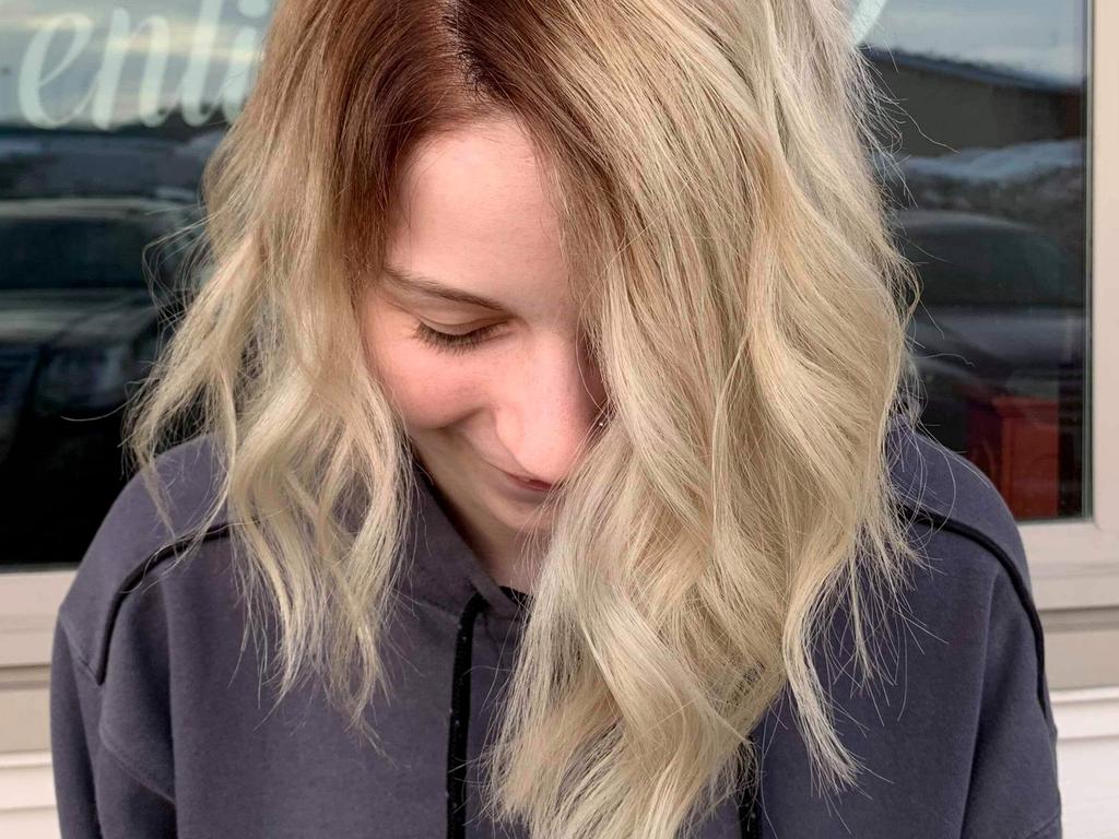 A kind hairdresser came to her rescue after the teen was labelled ‘stupid’ for attempting to go blonde at home. Picture: Caters News