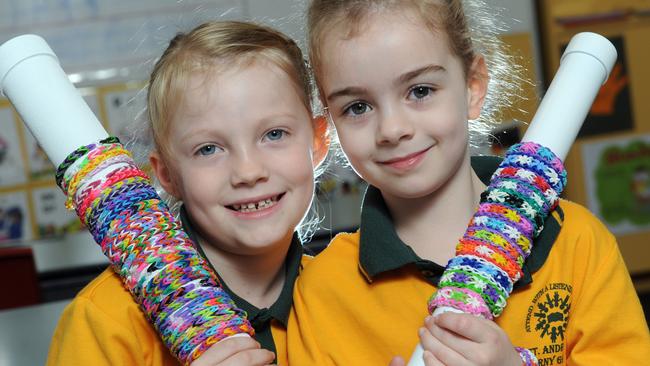 Hollie Leggett and Zara Widdicombe with their loom bands. Picture: Paul Guy