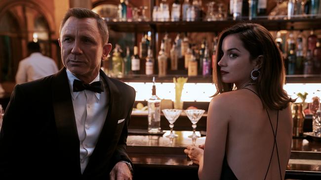 Daniel Craig and Ana de Armas in No Time to Die.