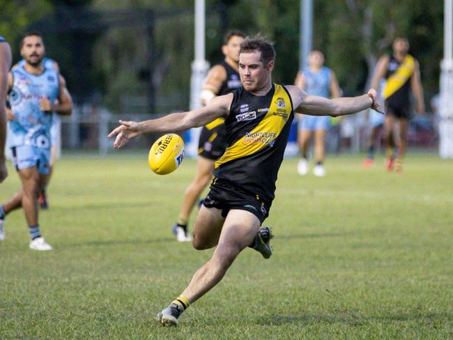 Brodie Filo and Dylan Landt found their way to the top of the stats in Round 15 of the 2020-21 NTFL. Picture: Celina Whan / AFLNT Media