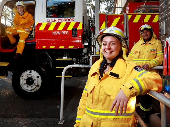 New NSW RFS volunteers Lachlan Everett, Debbie Bishop and Leanne David at the Cherrybrook RFS station. Picture: Toby Zerna