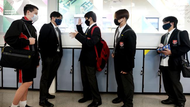 MELBOURNE, AUSTRALIA - NewsWire Photos OCTOBER 12, 2020: Students at Caroline Chisholm Catholic College in Braybrook in Melbourne's west return to school for the first time after COVID lockdown restrictions were eased. Picture: NCA NewsWire / Andrew Henshaw