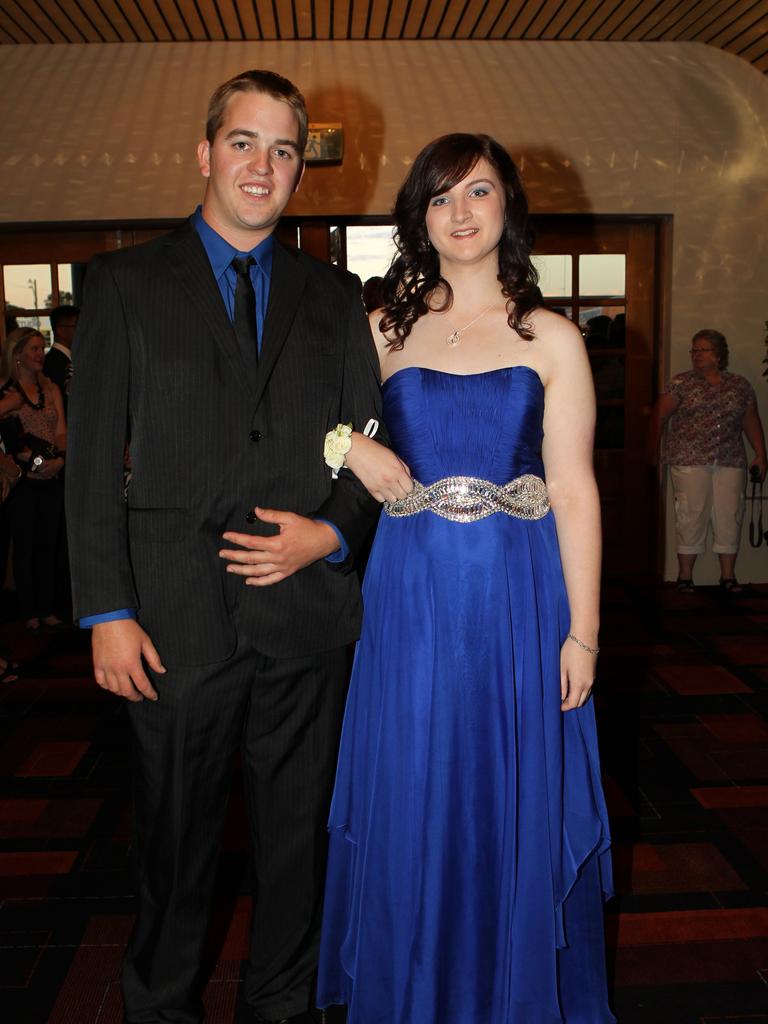 St Saviour’s and St Ursula’s Toowoomba formal photos from 2013 | The ...