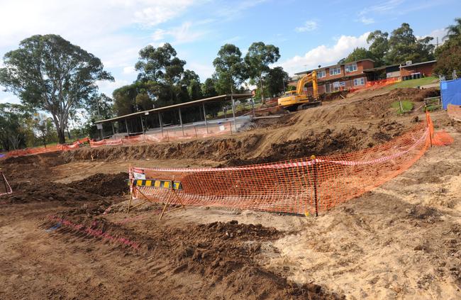 Construction on the Camden War Memorial Pool redevelopment in 2010.