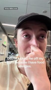 Woman 'kicked off' plane over food allergies