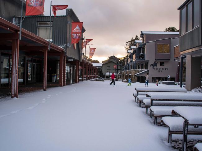 Thredbo Village received 7-10cm of snow overnight.