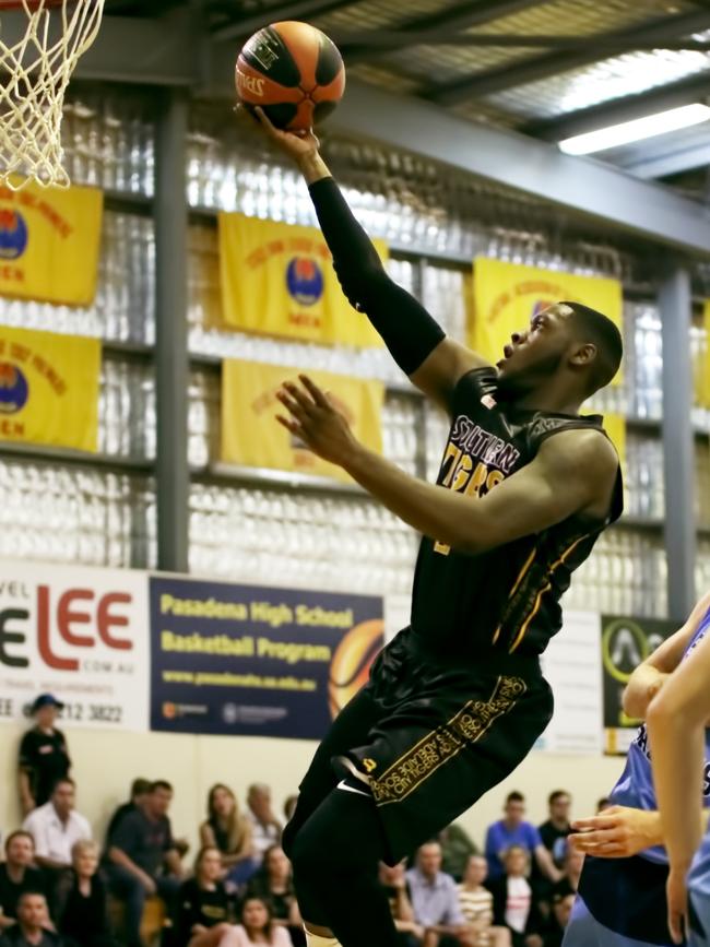 Southern Tigers star CJ Turnage lays the ball up. Picture: Rod Patterson