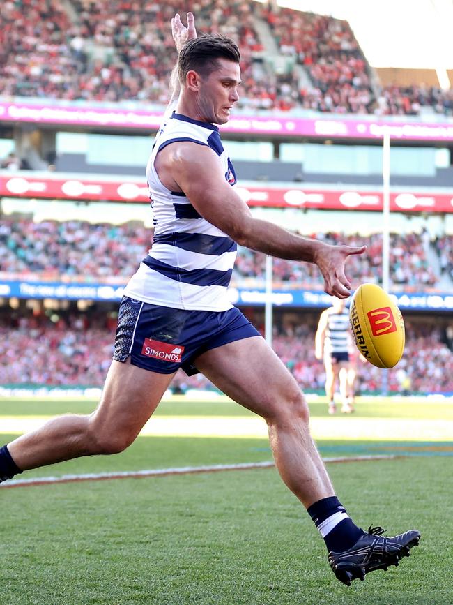 And kicking for goal at the SCG last month. Picture: Brendon Thorne/AFL Photos