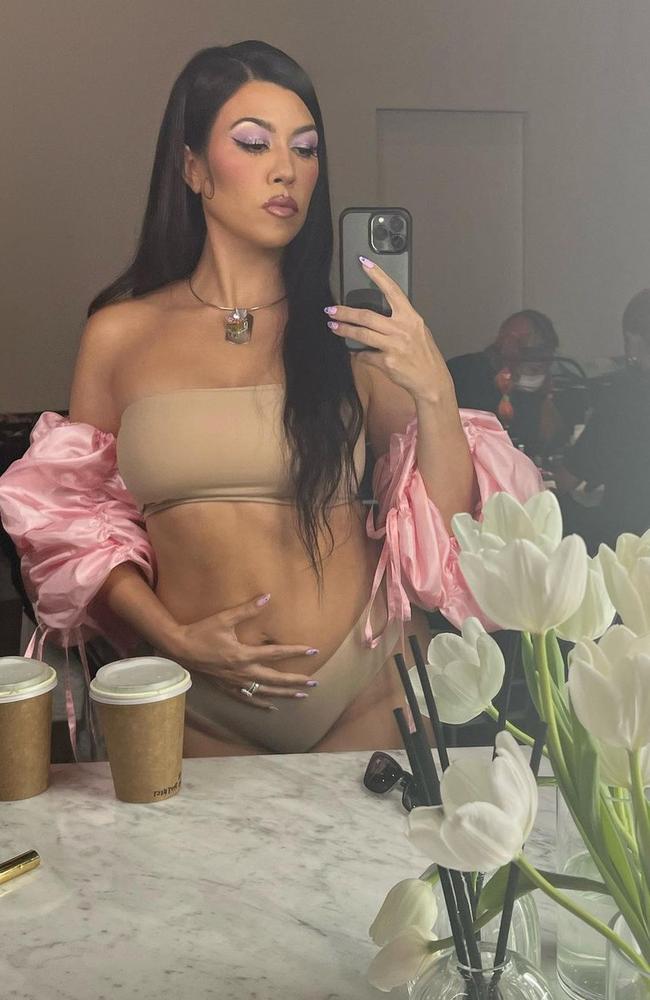 However this photo sparked pregnancy questions, angering many. Picture: Instagram/KourtneyKardashian