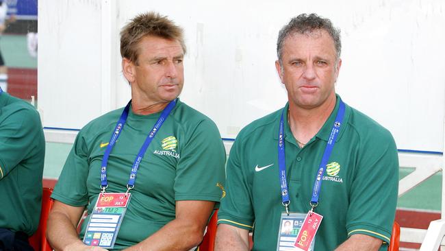 Graham Arnold (R) and assistant John Kosmina (L) at the 2007 Asian Cup.