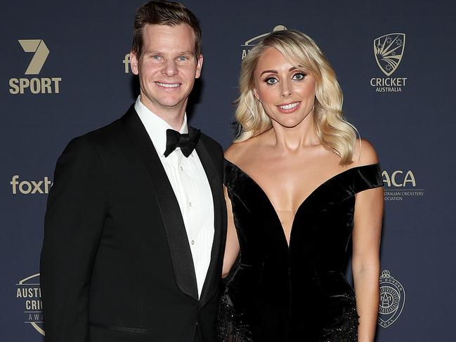 MELBOURNE, AUSTRALIA - FEBRUARY 10: Steve Smith (L) and wife Dani Willis arrive ahead of the 2020 Cricket Australia Awards at Crown Palladium on February 10, 2020 in Melbourne, Australia. (Photo by Graham Denholm/Getty Images)