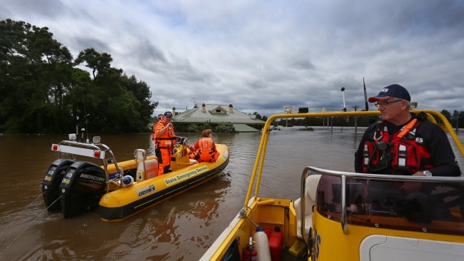 SES Unit Commander, Kevin Jones and teams survey floodwaters in Windsor. Picture: Getty Images