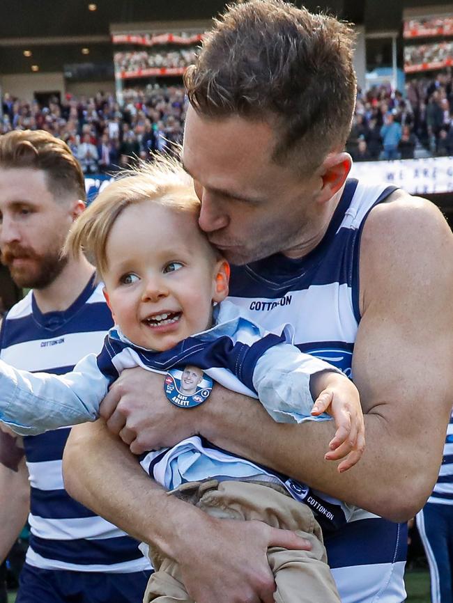 Selwood tenderly kisses little Levi. Picture: Getty Images