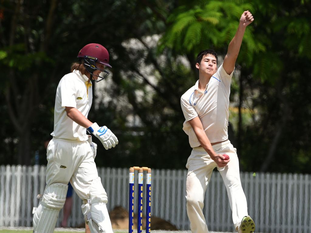 Second grade cricket between Gold Coast Dolphins and Wests at Bill Pippen Oval. Dolphins bowler Ben Davis. (Photo/Steve Holland)