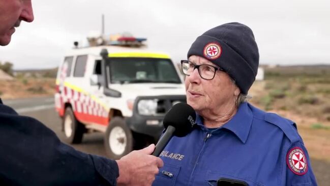 Bush Summit: Meet the only ambo in White Cliffs and winners of the best bush pub