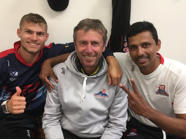 Dandenong’s Super Slam guest players Karl Carver (left) and Suraj Randiv with coach Nick Speak.