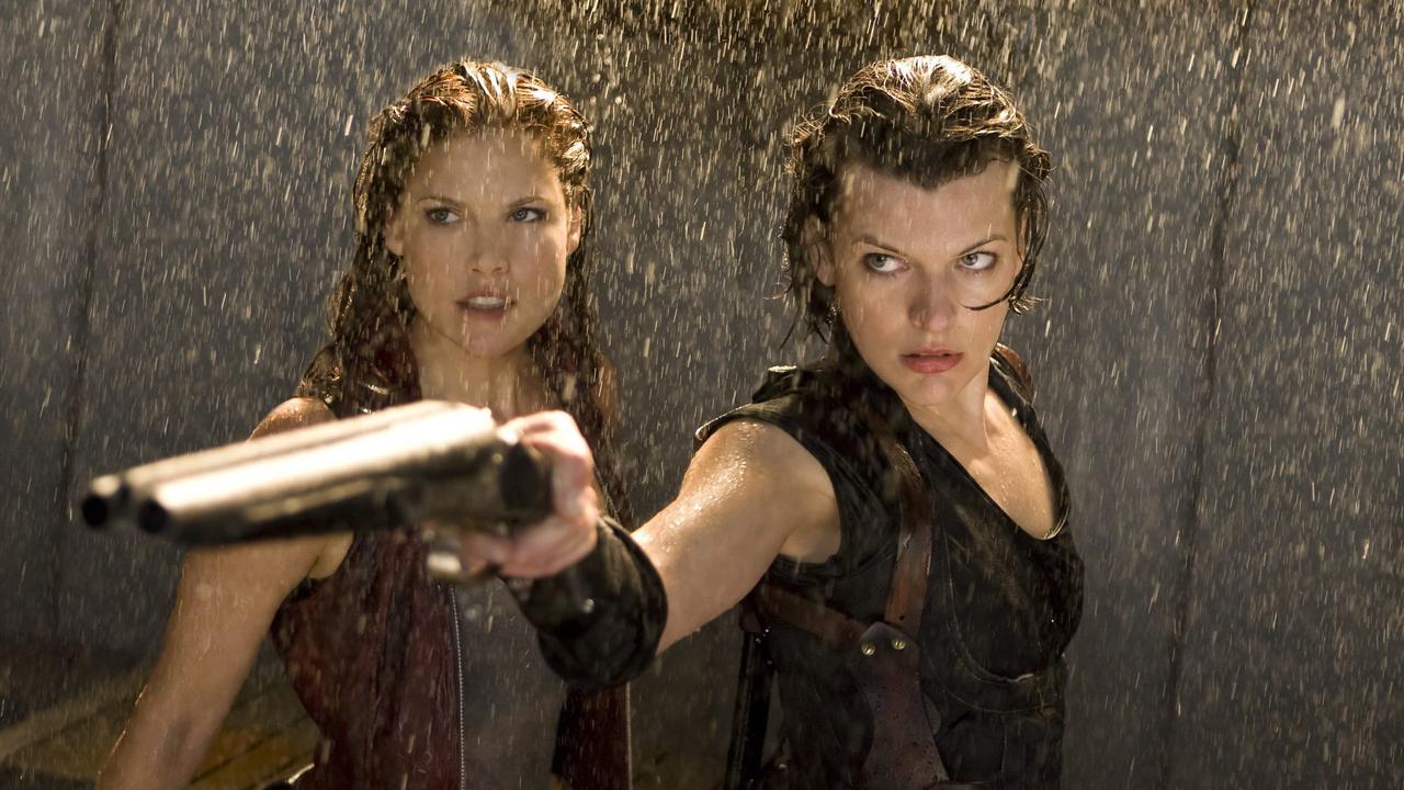 Ali Larter (L) and Milla Jovovich in a scene from Resident Evil: Afterlife. Photo: AP Photo/Screen Gems