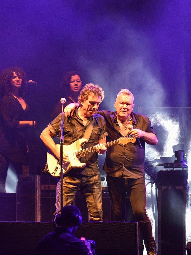 Ian Moss and Jimmy Barnes take centre stage. Picture: Flavio Brancaleone