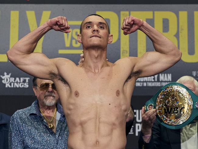 Tszyu vs Fundora Weigh-ins   Tim Tszyu weighed in at 152.8 pounds, a full 1.2 pounds below the super-welterweight limit, for what he labeled his “Super Bowl moment” in Las Vegas against Sebastian Fundora., , Tszyu was focused but relaxed, tipping the scales on Friday in Las Vegas, and was an imposing physical presence opposite the rail-thin Fundora.